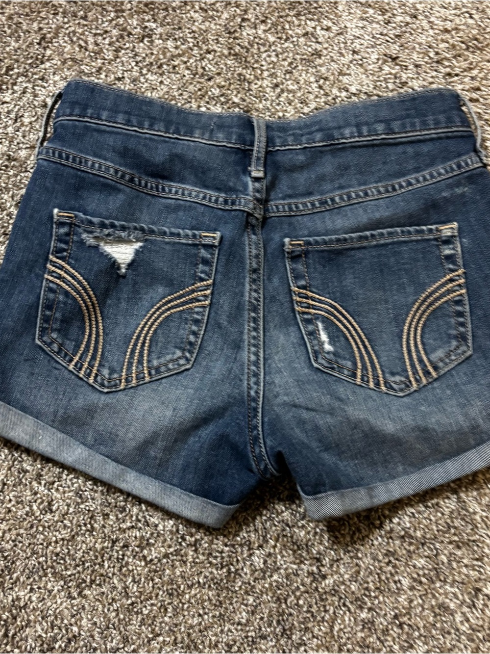Hollister Jean Shorts - Picture 3 of 3